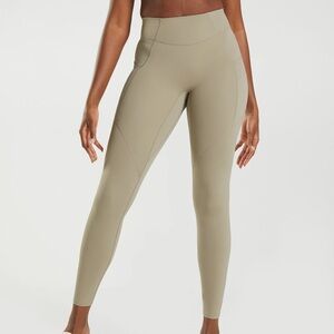 Gymshark Whitney Everyday Pocket Legging